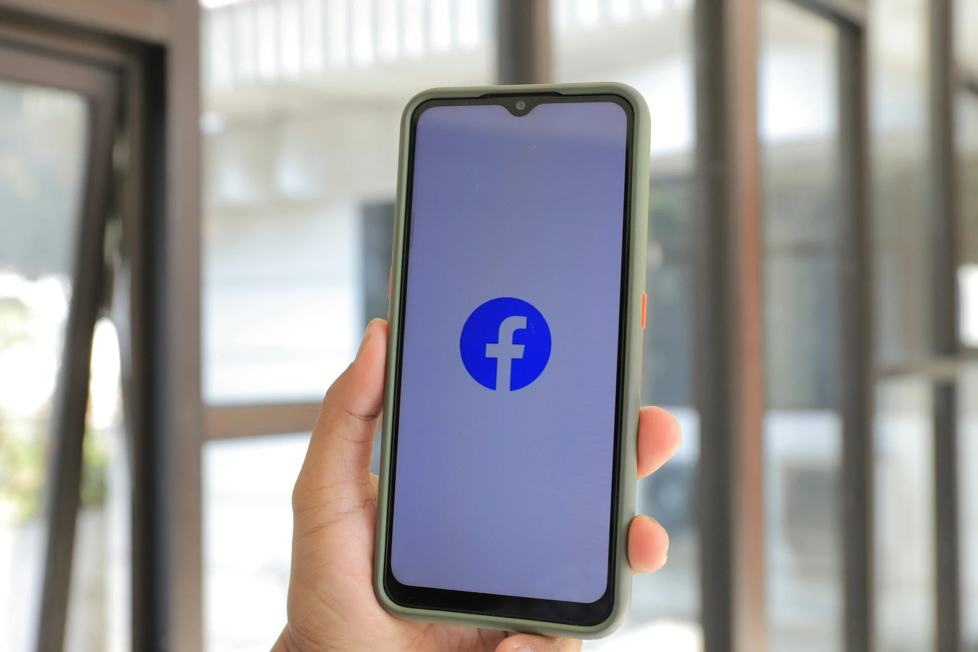Los orígenes de Facebook: de una habitación universitaria al auge de las redes sociales