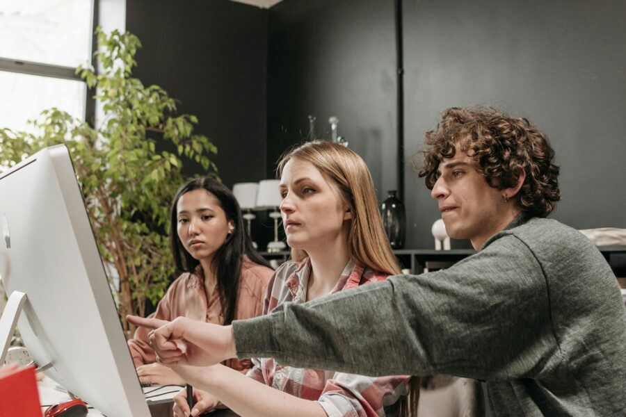 Social Media Sales: Useful Tips