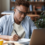 5 Tips You Didn’t Know About Getting Clients as a Freelancer (According to Top Freelancers)